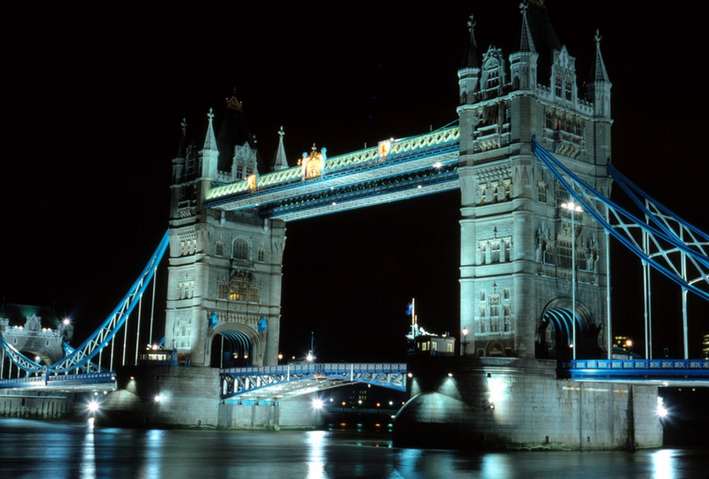 754 - TOWER BRIDGE 5 - STAVRI STEVEN - cyprus.jpg